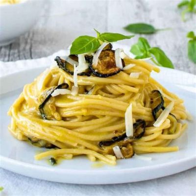  Spaghetti alla Nerano! A Symphony of Creamy Cheese and Sweet Fried Zucchini